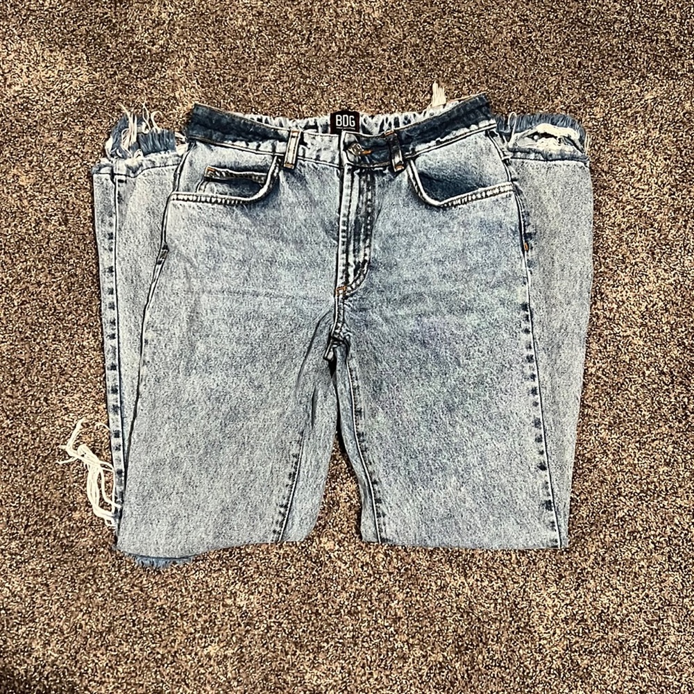 BDG Ripped Knee Turkish Jeans